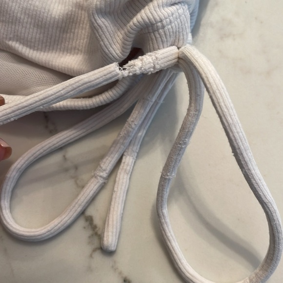 Cinched White Tube Top - Picture 6 of 6